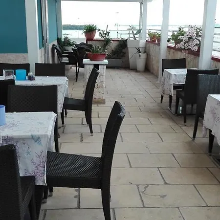 L'angulus Ridet Guest house